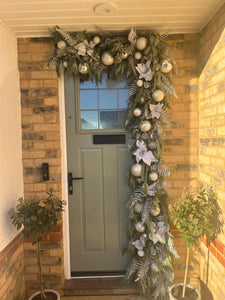 Christmas Door Installation - Small