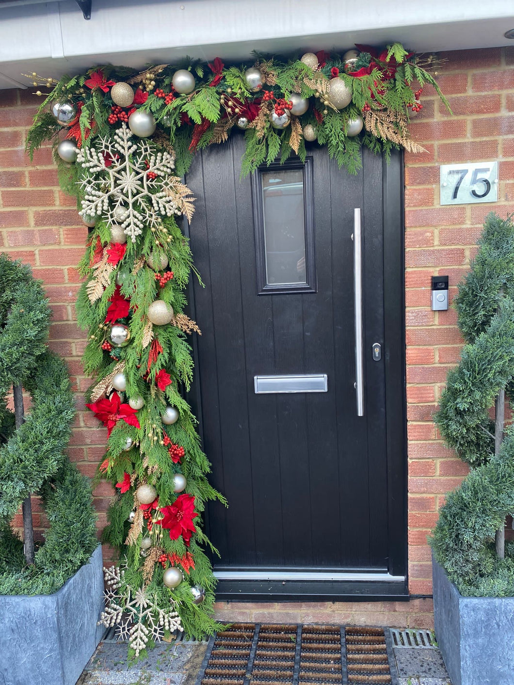 Christmas Door Installation - Small